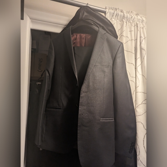 Tip Top Tailors men's suit - Picture 2 of 5